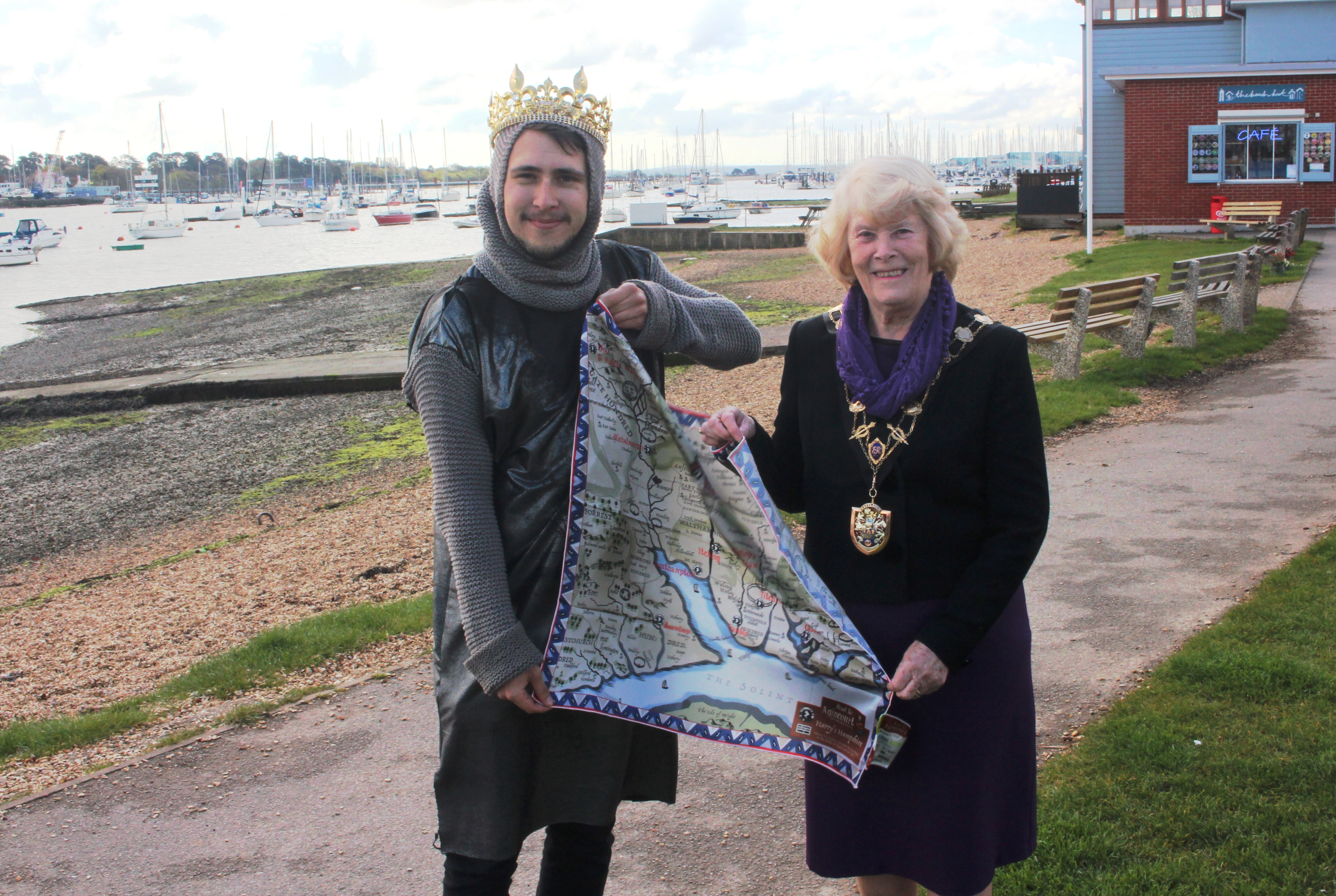 Mayor Of Eastleigh Presented With Virtual Reality Map At Hamble Festival